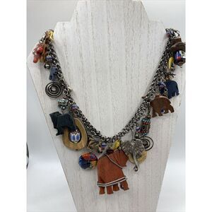 Wood‎ Carved Multi Color Bead Animal Safari Zoo Necklace Chain Bib Toggle 18"